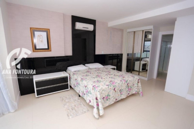 Imagem Cobertura com 5 Quartos à Venda, 623 m² em Centro - Balneário Camboriú