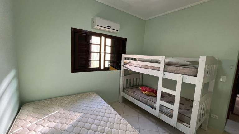 Imagem Sobrado com 5 Quartos à Venda, 208 m² em Barra Da Lagoa - Ubatuba