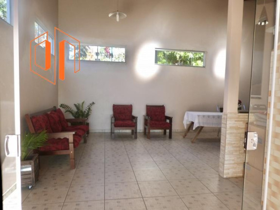 Imagem Casa com 4 Quartos à Venda, 300 m² em Centro Sul - Dois Vizinhos Imagem Casa com 4 Quartos à Venda, 300 m² em Centro Sul - Dois Vizinhos