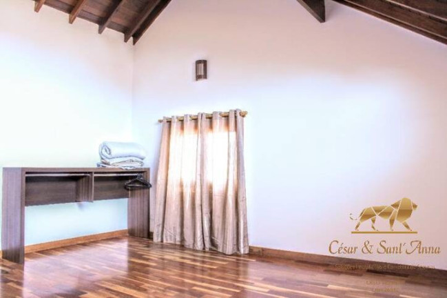 Imagem Casa com 4 Quartos à Venda, 185 m² em Recanto Das Araucárias - Campos Do Jordão Imagem Casa com 4 Quartos à Venda, 185 m² em Recanto Das Araucárias - Campos Do Jordão