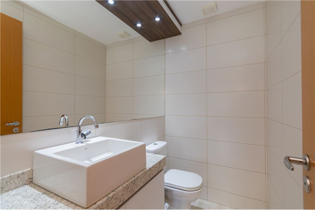 Imagem Apartamento com 3 Quartos à Venda, 120 m² em Menino Deus - Porto Alegre Imagem Apartamento com 3 Quartos à Venda, 120 m² em Menino Deus - Porto Alegre