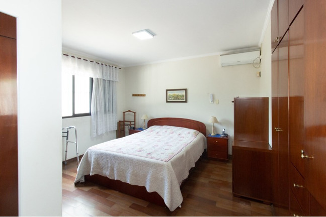 Imagem Casa com 4 Quartos à Venda, 493 m² em Campo Belo - São Paulo