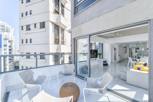 Imagem Cobertura com 2 Quartos à Venda, 144 m² em Vila Nova Conceição - São Paulo