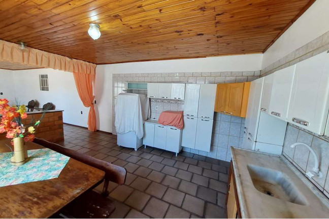 Imagem Casa com 3 Quartos à Venda, em Camaquã - Porto Alegre Imagem Casa com 3 Quartos à Venda, em Camaquã - Porto Alegre