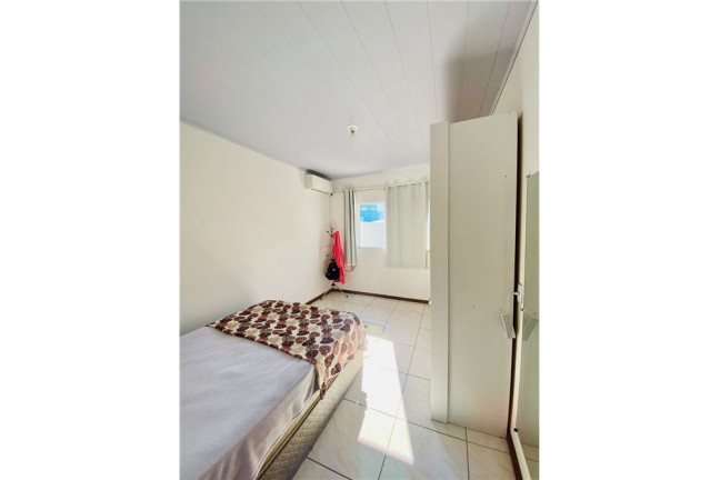Imagem Casa com 2 Quartos à Venda, em Tabuleiro - Camboriú Imagem Casa com 2 Quartos à Venda, em Tabuleiro - Camboriú