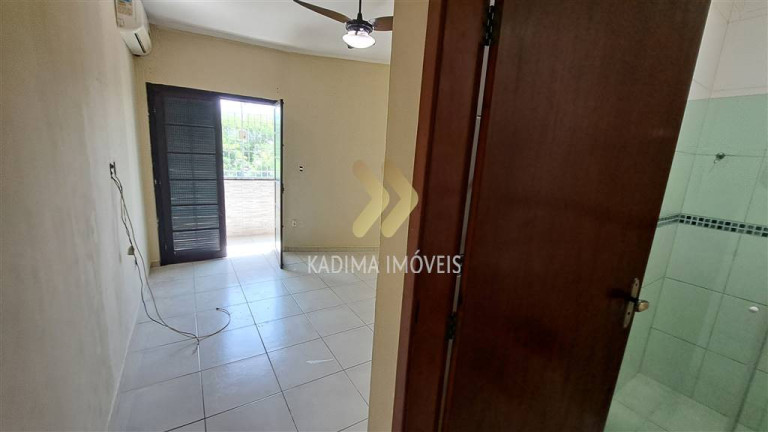 Imagem Sobrado com 2 Quartos à Venda, 80 m² em Caiçara - Praia Grande Imagem Sobrado com 2 Quartos à Venda, 80 m² em Caiçara - Praia Grande