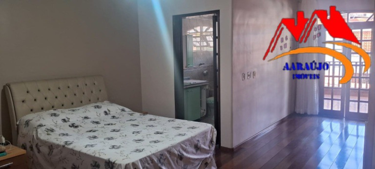 Imagem Casa com 3 Quartos à Venda, 234 m² em Cipava - Osasco Imagem Casa com 3 Quartos à Venda, 234 m² em Cipava - Osasco
