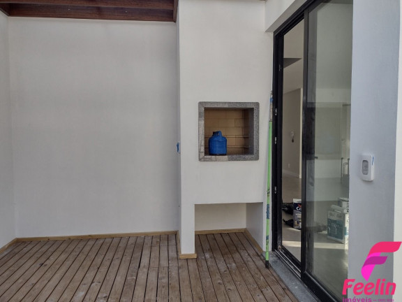 Imagem Casa com 3 Quartos à Venda, 197 m² em Rio Tavares - Florianópolis Imagem Casa com 3 Quartos à Venda, 197 m² em Rio Tavares - Florianópolis