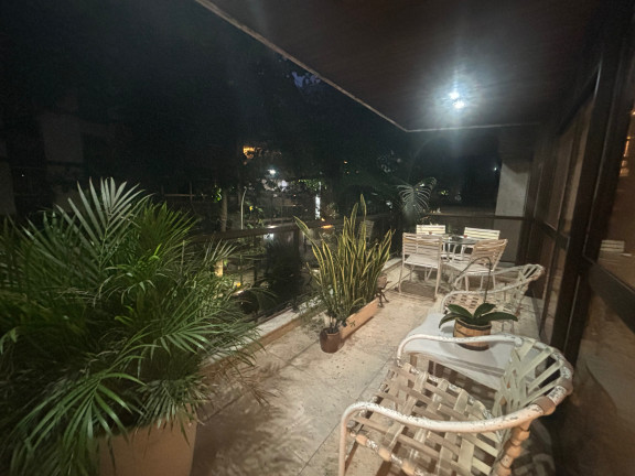 Imagem Imóvel com 4 Quartos à Venda, 200 m² em Ipanema - Rio De Janeiro Imagem Imóvel com 4 Quartos à Venda, 200 m² em Ipanema - Rio De Janeiro