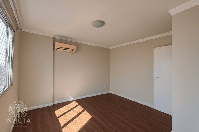 Imagem Apartamento com 3 Quartos à Venda, 95 m² em Centro - Balneário Camboriú Imagem Apartamento com 3 Quartos à Venda, 95 m² em Centro - Balneário Camboriú