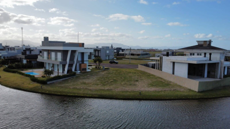 Imagem Terreno à Venda, 625 m² em Rainha Do Mar - Xangri-lá Imagem Terreno à Venda, 625 m² em Rainha Do Mar - Xangri-lá