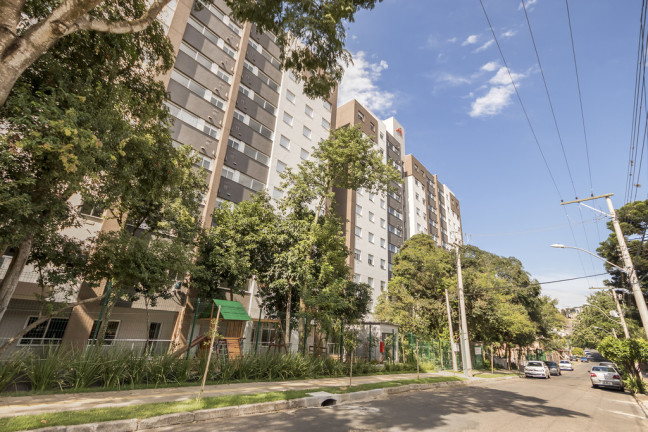 Apartamento com 3 Quartos à Venda, 68 m² em Santo Antônio - Porto Alegre