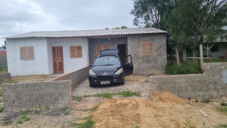 Imagem Casa com 2 Quartos à Venda, em Centro - Cidreira Imagem Casa com 2 Quartos à Venda, em Centro - Cidreira