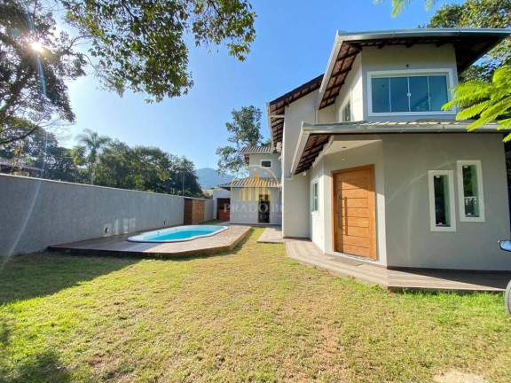 Imagem Casa com 3 Quartos à Venda,  em Balneário Camboriú