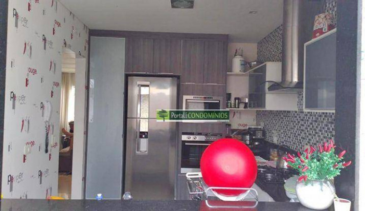 Imagem Casa com 3 Quartos à Venda, 180 m² em Barreirinha - Curitiba