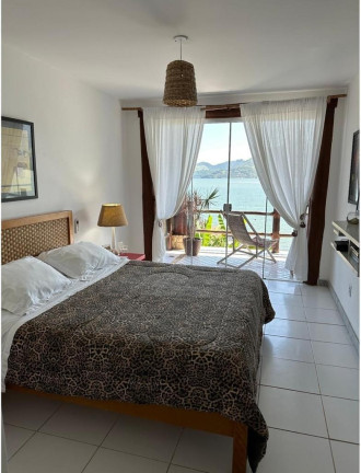 Imagem Casa de Condomínio com 6 Quartos à Venda, 3.823 m² em Centro - Angra Dos Reis