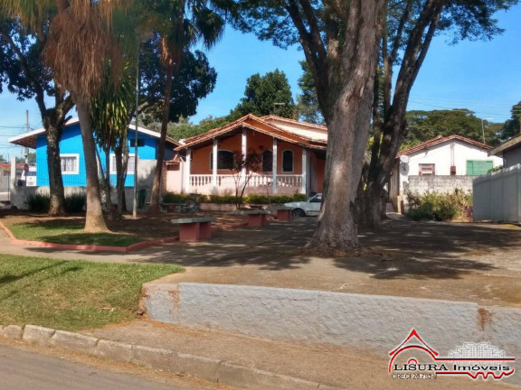 Imagem Casa com 3 Quartos à Venda, 480 m² em Bom Retiro - São José Dos Campos Imagem Casa com 3 Quartos à Venda, 480 m² em Bom Retiro - São José Dos Campos