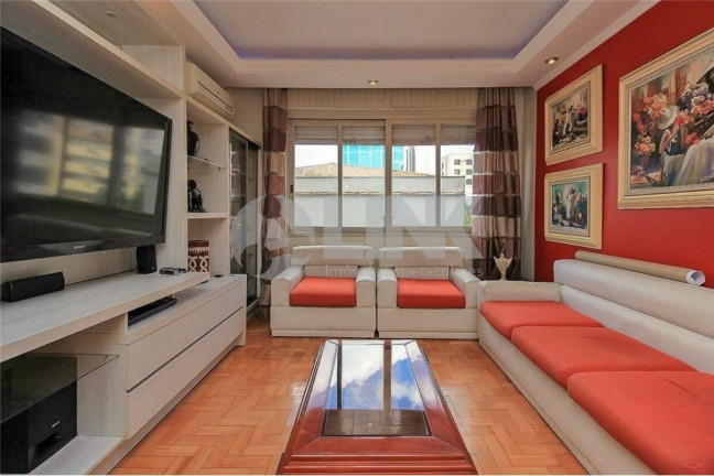 Imagem Apartamento com 3 Quartos à Venda, 94 m² em Higienópolis - Porto Alegre Imagem Apartamento com 3 Quartos à Venda, 94 m² em Higienópolis - Porto Alegre