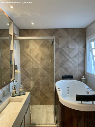 Imagem Casa com 4 Quartos à Venda, 331 m² em Santo Amaro - São Paulo