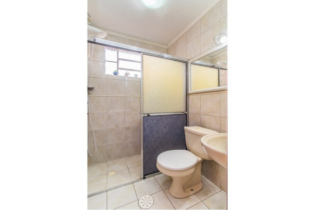 Imagem Apartamento com 3 Quartos à Venda, 74 m² em Petrópolis - Porto Alegre Imagem Apartamento com 3 Quartos à Venda, 74 m² em Petrópolis - Porto Alegre