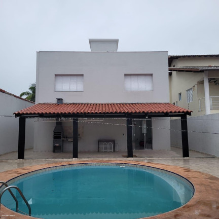 Imagem Casa com 4 Quartos à Venda, 247 m² em Jardim Virgínia - Guarujá Imagem Casa com 4 Quartos à Venda, 247 m² em Jardim Virgínia - Guarujá
