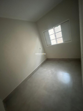Imagem Casa com 3 Quartos à Venda, 200 m² Imagem Casa com 3 Quartos à Venda, 200 m²