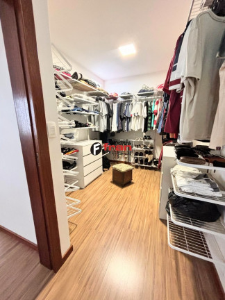 Imagem Casa com 5 Quartos à Venda, 290 m² em Córrego Grande - Florianópolis