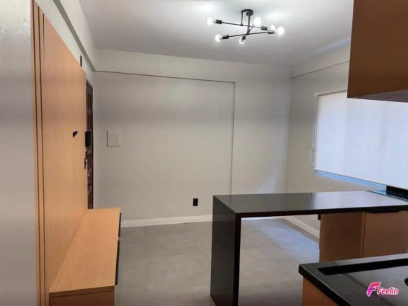 Imagem Apartamento com 1 Quarto à Venda, 34 m² em Canasvieiras - Florianópolis Imagem Apartamento com 1 Quarto à Venda, 34 m² em Canasvieiras - Florianópolis