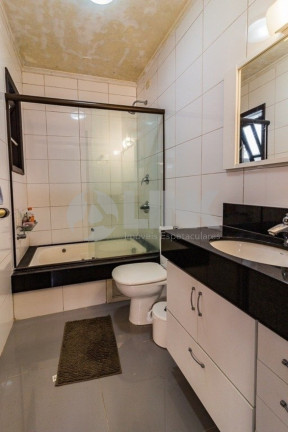 Imagem Imóvel com 4 Quartos à Venda, 199 m² em Boa Vista - Porto Alegre Imagem Imóvel com 4 Quartos à Venda, 199 m² em Boa Vista - Porto Alegre