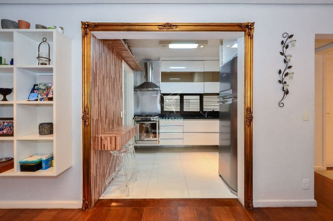 Imagem Apartamento com 2 Quartos à Venda, 108 m² em Vila Madalena - São Paulo