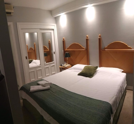 Imagem Flat com 1 Quarto à Venda, 32 m² em Moema - São Paulo Imagem Flat com 1 Quarto à Venda, 32 m² em Moema - São Paulo