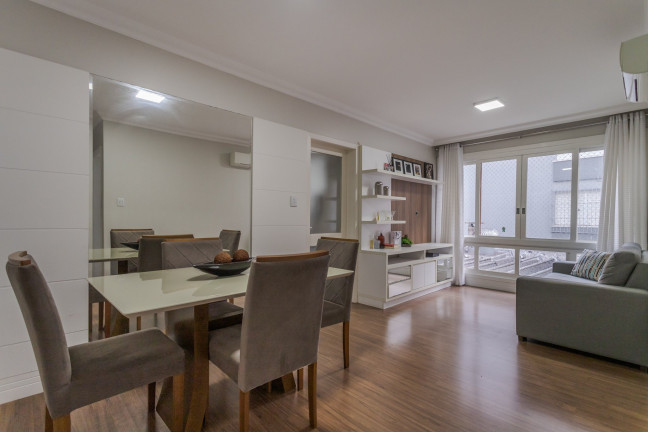 Apartamento com 2 Quartos à Venda, 74 m² em Rio Branco - Porto Alegre