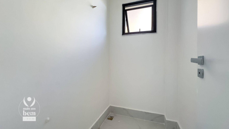 Imagem Sobrado com 3 Quartos à Venda, 150 m² em Portão - Curitiba