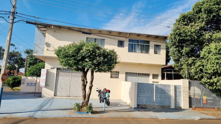 Imagem Sobrado com 3 Quartos à Venda, 243 m² em Jardim Palmares - Londrina Imagem Sobrado com 3 Quartos à Venda, 243 m² em Jardim Palmares - Londrina