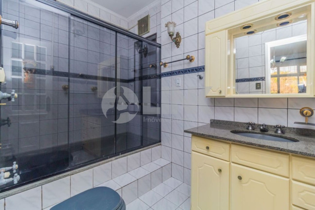 Imagem Casa com 3 Quartos à Venda, 180 m² em Sarandi - Porto Alegre Imagem Casa com 3 Quartos à Venda, 180 m² em Sarandi - Porto Alegre