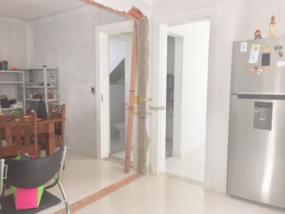 Imagem Casa com 3 Quartos à Venda, 230 m² em Agriões - Teresópolis Imagem Casa com 3 Quartos à Venda, 230 m² em Agriões - Teresópolis