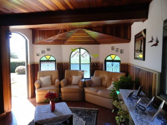 Imagem Casa com 4 Quartos à Venda, 310 m² em Passos Da Mantiqueira - Campos Do Jordão Imagem Casa com 4 Quartos à Venda, 310 m² em Passos Da Mantiqueira - Campos Do Jordão