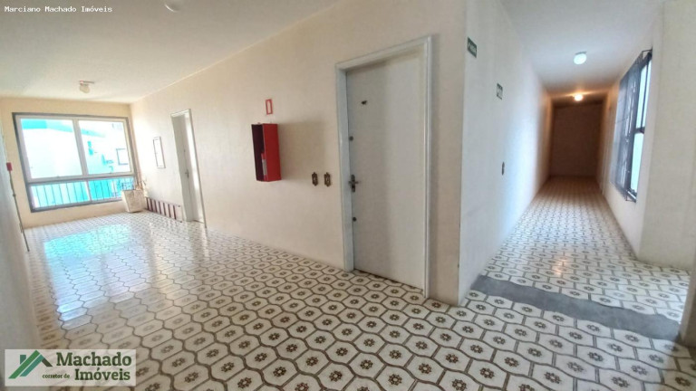 Imagem Apartamento com 3 Quartos à Venda, 128 m² em Centro - Santa Maria Imagem Apartamento com 3 Quartos à Venda, 128 m² em Centro - Santa Maria