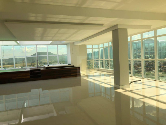 Imagem Cobertura com 5 Quartos à Venda, 417 m² em Meia Praia - Itapema Imagem Cobertura com 5 Quartos à Venda, 417 m² em Meia Praia - Itapema