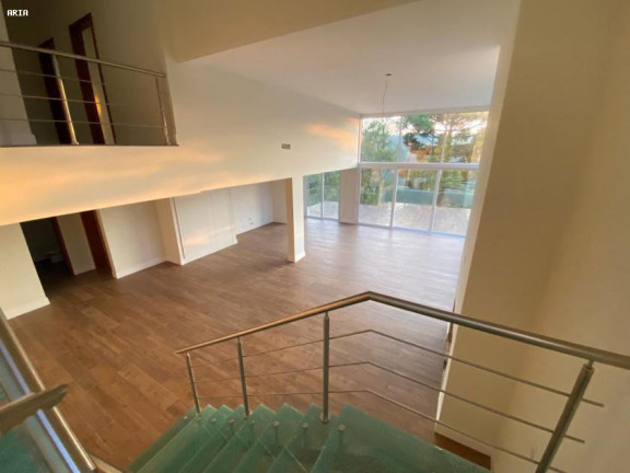 Imagem Casa com 3 Quartos à Venda, 279 m² em Alphavile - Gramado Imagem Casa com 3 Quartos à Venda, 279 m² em Alphavile - Gramado