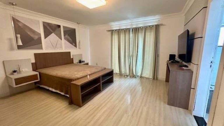 Imagem Casa com 3 Quartos à Venda, 400 m² em Nações - Balneário Camboriú