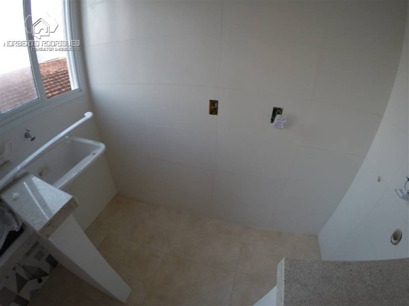 Imagem Casa com 2 Quartos à Venda, 81 m² em Guilhermina - Praia Grande Imagem Casa com 2 Quartos à Venda, 81 m² em Guilhermina - Praia Grande
