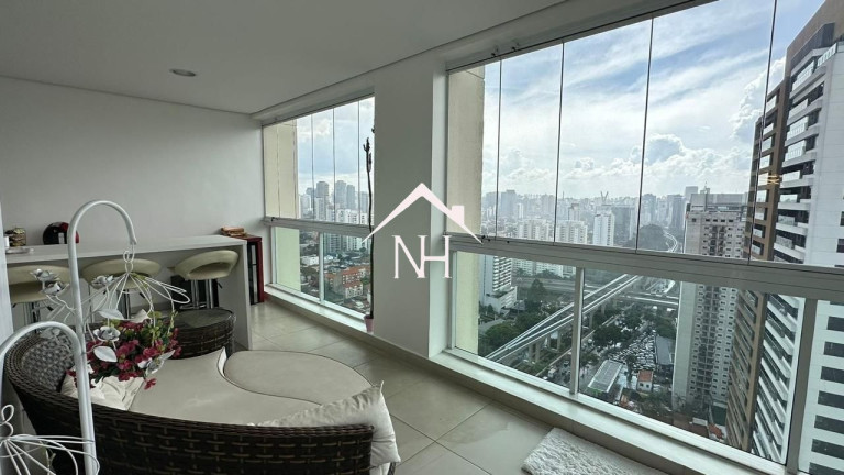 Imagem Imóvel com 3 Quartos à Venda, 370 m² em Campo Belo - São Paulo Imagem Imóvel com 3 Quartos à Venda, 370 m² em Campo Belo - São Paulo