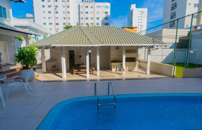Imagem Casa com 4 Quartos à Venda, 381 m² em Vila Operária - Itajaí Imagem Casa com 4 Quartos à Venda, 381 m² em Vila Operária - Itajaí