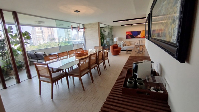 Imagem Imóvel com 4 Quartos para Alugar, 271 m² em Jardim Europa - São Paulo Imagem Imóvel com 4 Quartos para Alugar, 271 m² em Jardim Europa - São Paulo