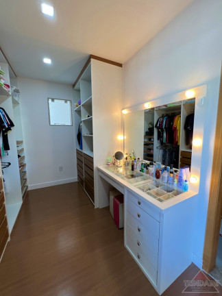 Imagem Casa com 5 Quartos à Venda, 250 m² em Vargem Grande - Rio De Janeiro Imagem Casa com 5 Quartos à Venda, 250 m² em Vargem Grande - Rio De Janeiro