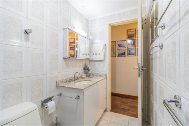 Imagem Apartamento com 3 Quartos à Venda, 91 m² em Cidade Baixa - Porto Alegre Imagem Apartamento com 3 Quartos à Venda, 91 m² em Cidade Baixa - Porto Alegre
