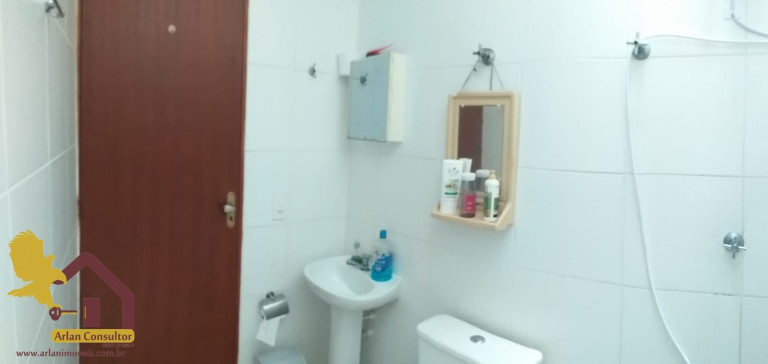 Imagem Casa com 2 Quartos à Venda, 75 m² em Serpa - Caieiras