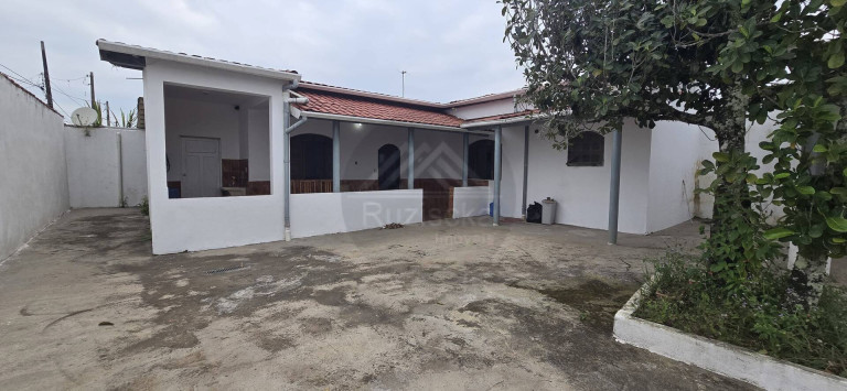 Imagem Casa com 2 Quartos à Venda, 290 m² em Balneario Gaivotas - Itanhaém Imagem Casa com 2 Quartos à Venda, 290 m² em Balneario Gaivotas - Itanhaém