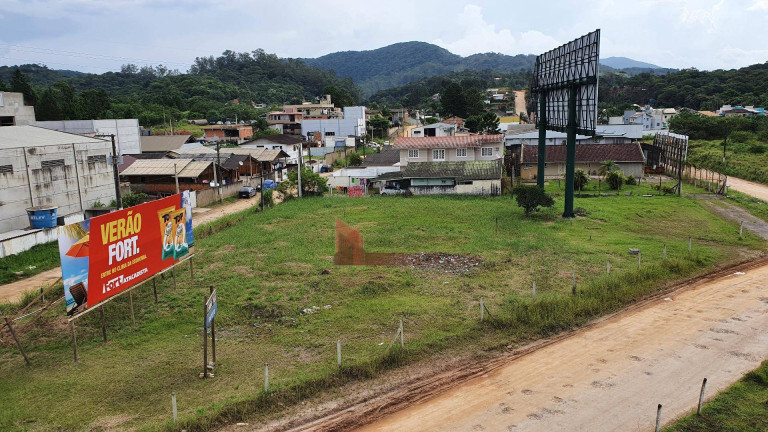 Imagem Terreno à Venda, 3.200 m² em Canhanduba - Itajaí Imagem Terreno à Venda, 3.200 m² em Canhanduba - Itajaí